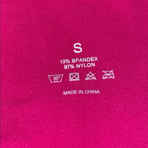 NVGTN | Magenta Signature Leggings - Picture 7 of 7